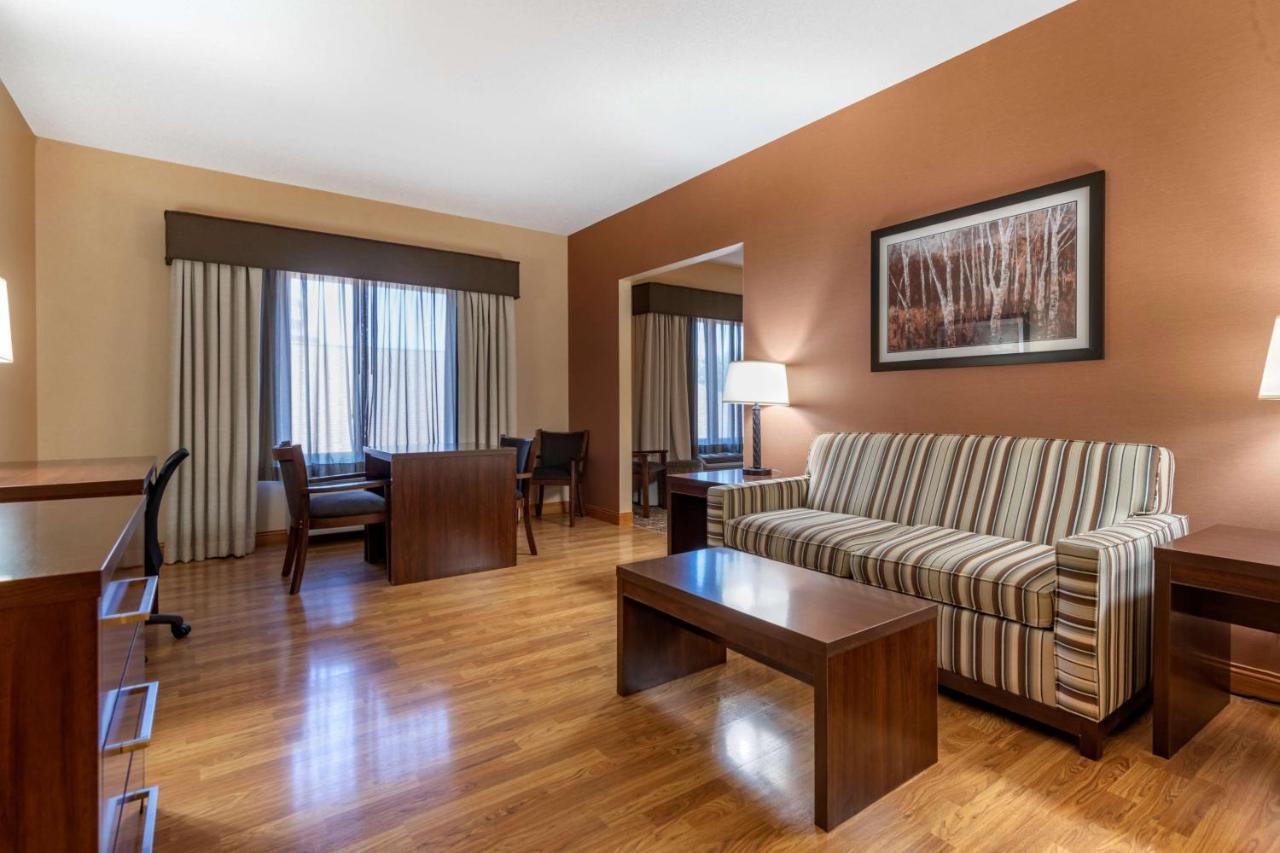 Best Western Plus Chelsea Hotel Monticello Kültér fotó